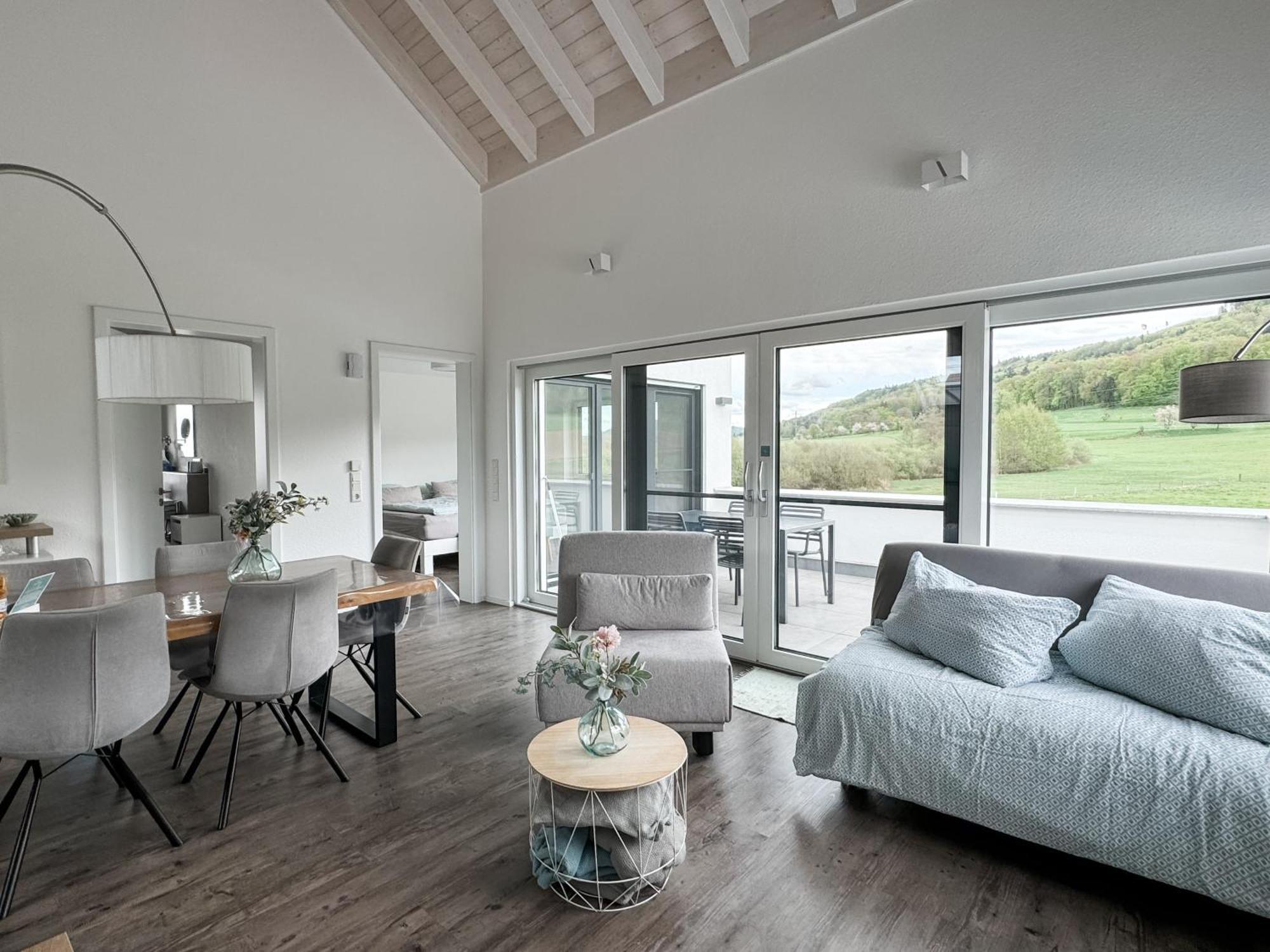 Wunderschoene Helle Wohnung Mit Grosser Dachterrasse Готтмадинген Экстерьер фото
